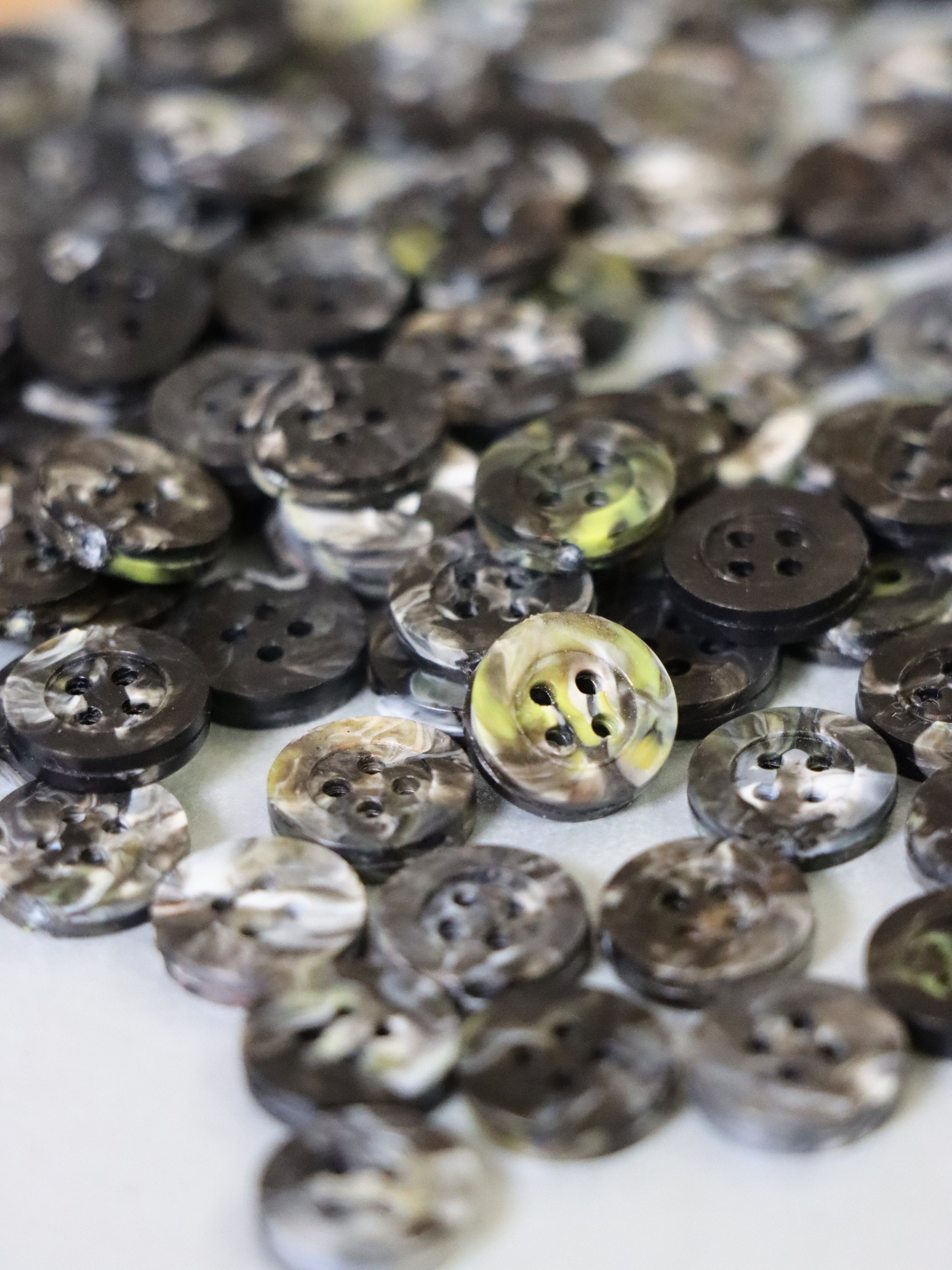 100% Recycled Plastic Buttons
