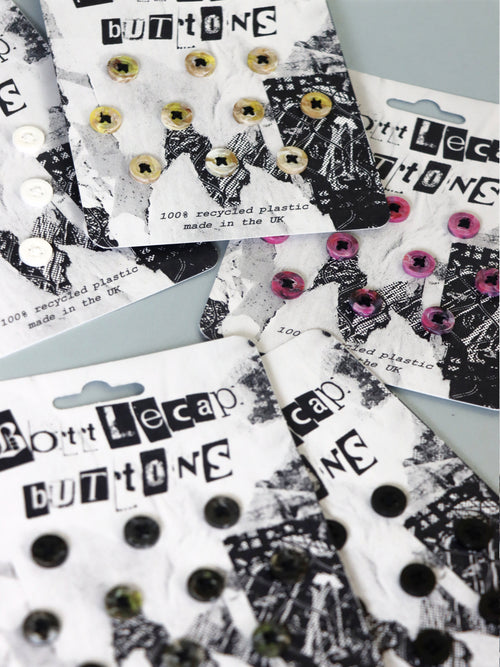100% Recycled Plastic Buttons