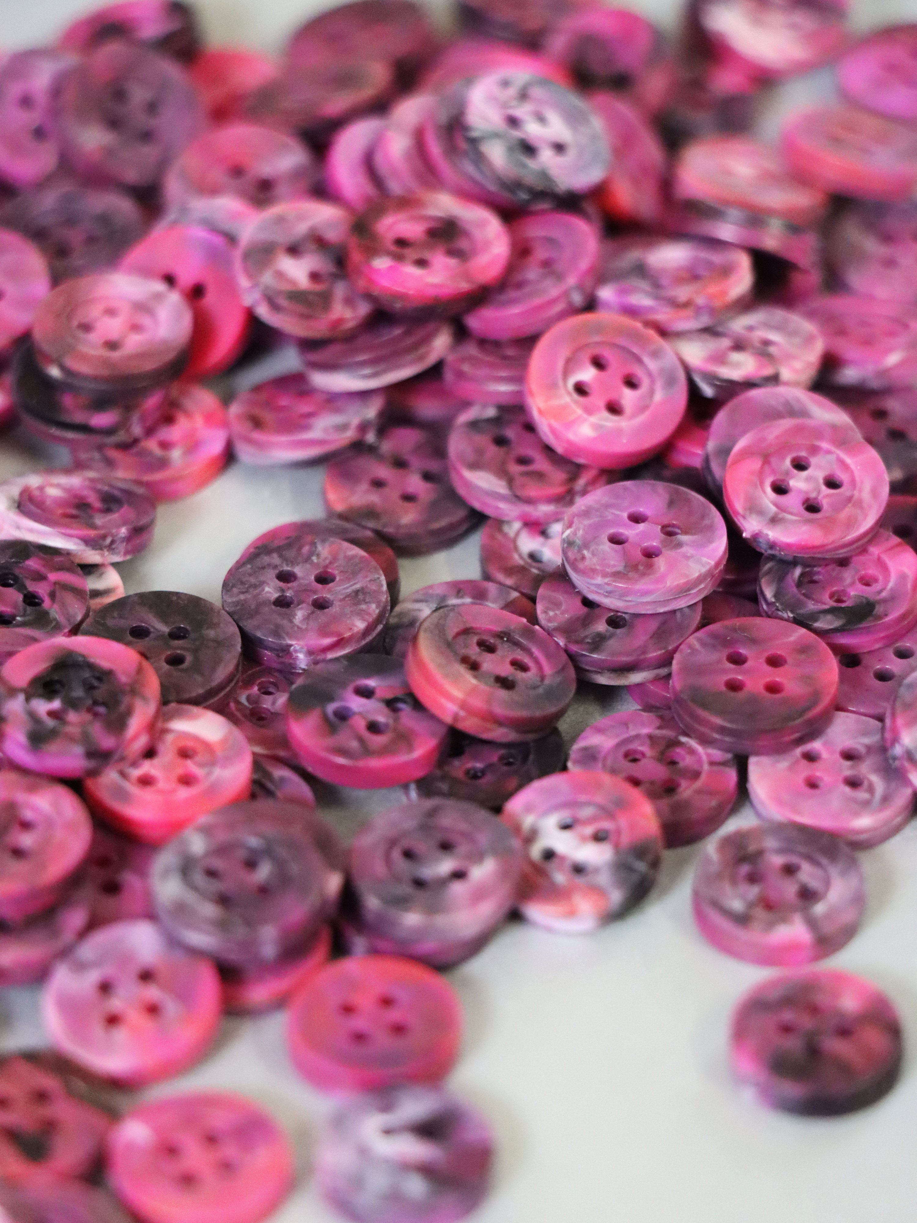 100% Recycled Plastic Buttons